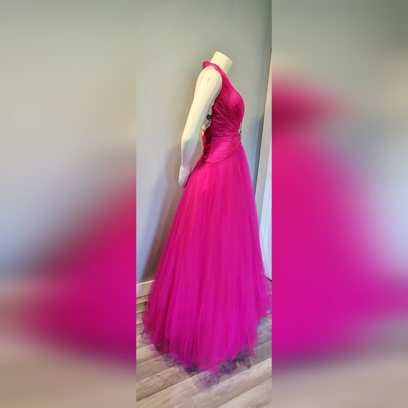 Terani Couture Fushia Halter Gown Dress S10 With Nude Push Up And Garment Bag - Picture 13 of 16